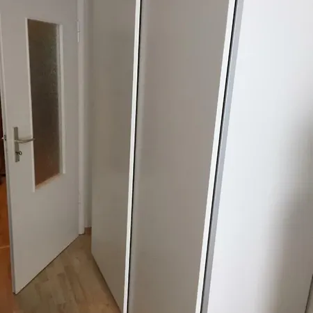 Gastezimmer In Koln-deutz Privat bolig *